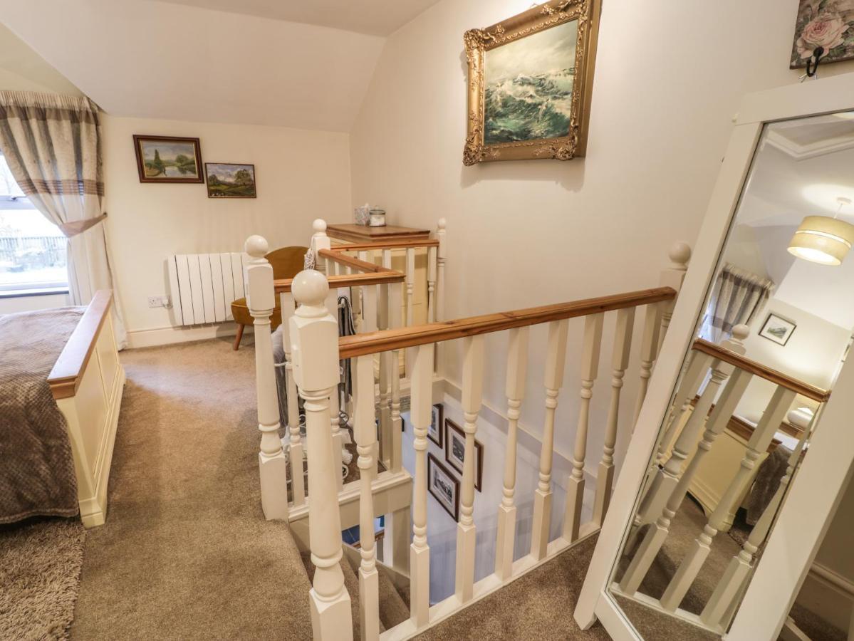 Bwthyn Ger Afon Riverplace Cottage Blaenau Ffestiniog Exterior photo