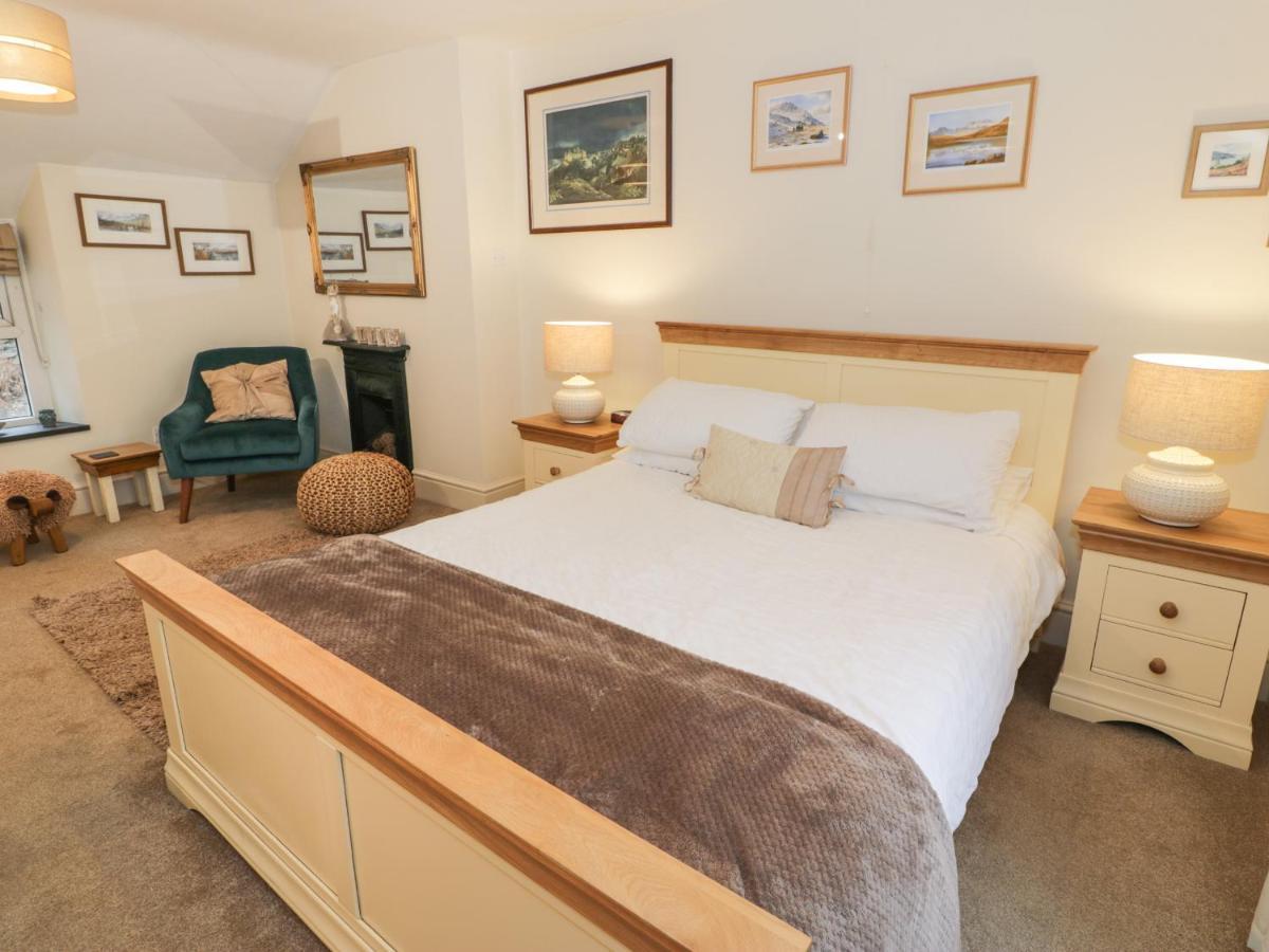 Bwthyn Ger Afon Riverplace Cottage Blaenau Ffestiniog Exterior photo